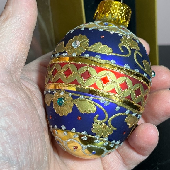 Valerie parr hill Fabergé style egg Christmas ornament - Picture 3 of 11